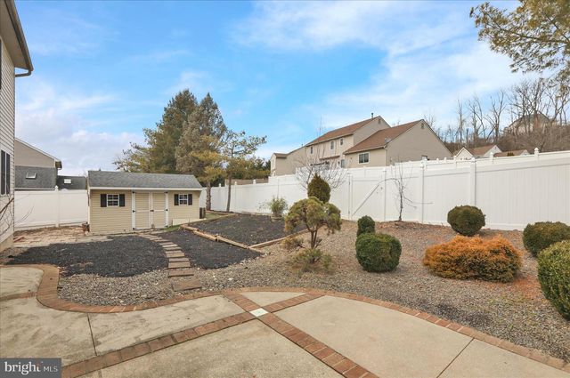 212 PENNSYLVANIA AVE, Reading, PA 19606