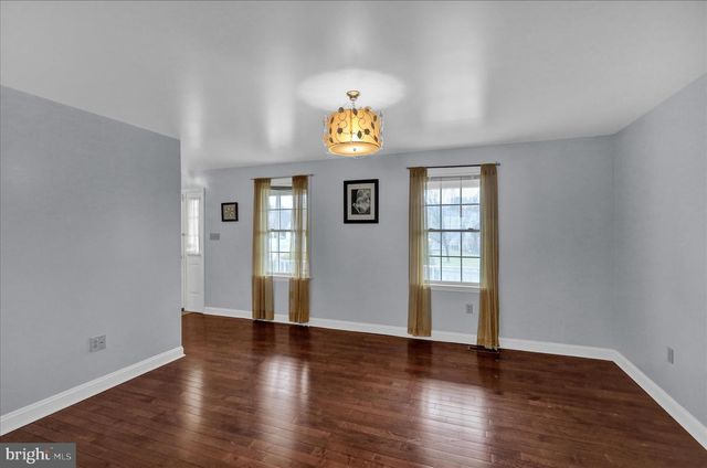 212 PENNSYLVANIA AVE, Reading, PA 19606