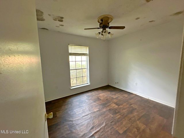 611 Chelsea Drive, Jackson, MS 39212