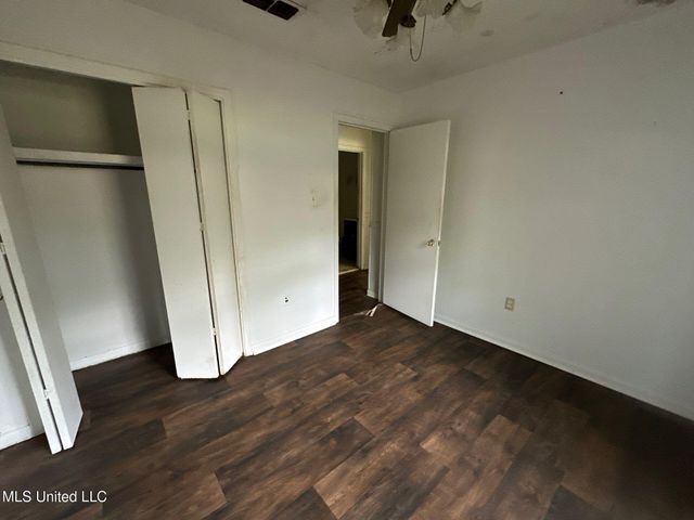 611 Chelsea Drive, Jackson, MS 39212