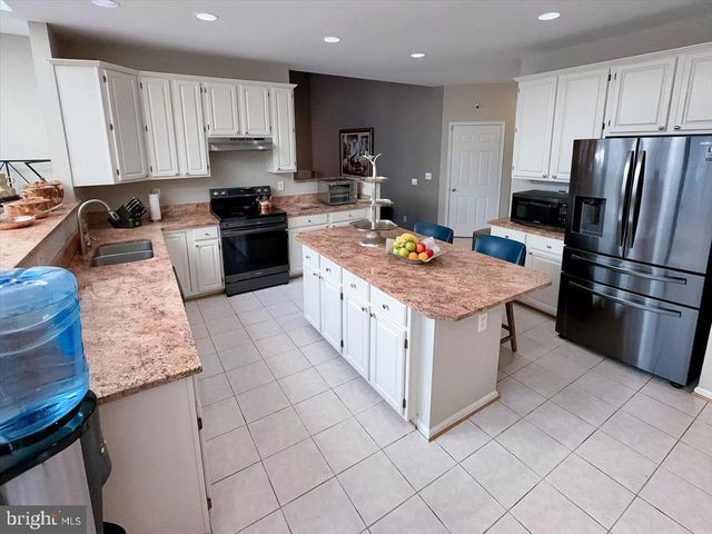 47202 REDBARK PL, Sterling, VA 20165