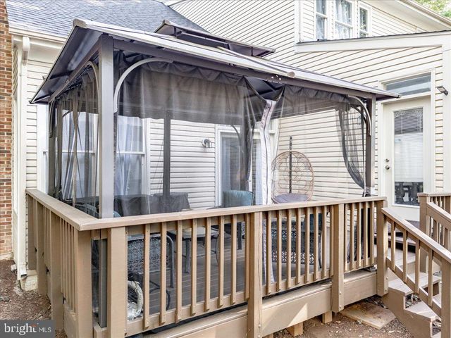 47202 REDBARK PL, Sterling, VA 20165