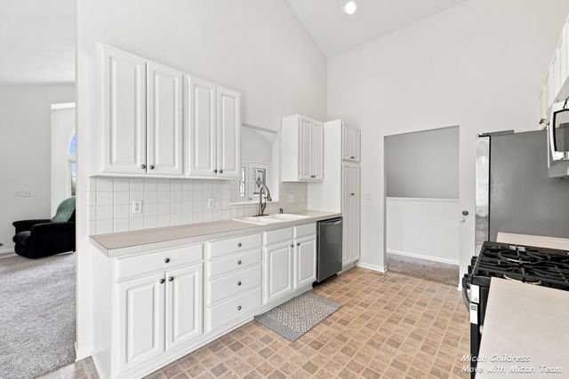 2700 Cape Coral Drive Sw, City Of Wyoming, MI 49418