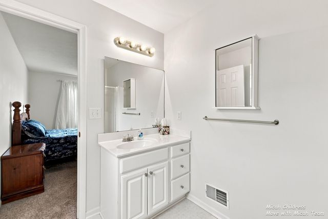 2700 Cape Coral Drive Sw, City Of Wyoming, MI 49418