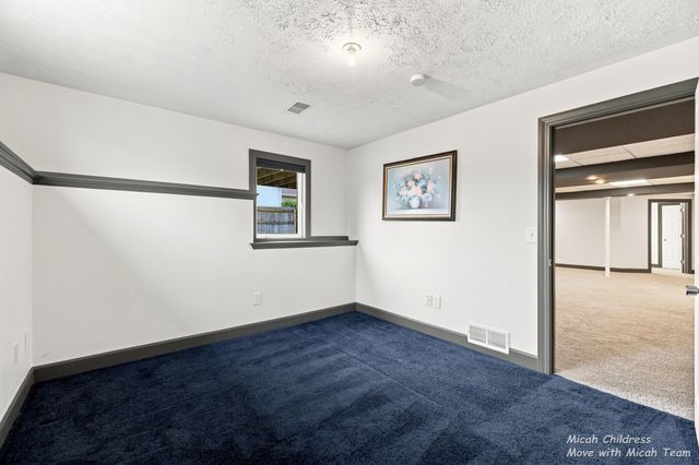 2700 Cape Coral Drive Sw, City Of Wyoming, MI 49418