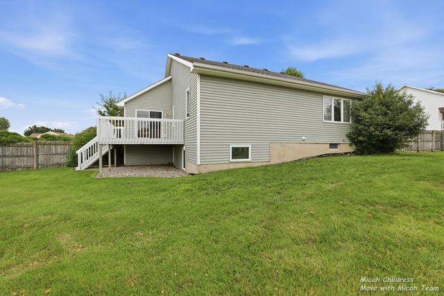 2700 Cape Coral Drive Sw, City Of Wyoming, MI 49418