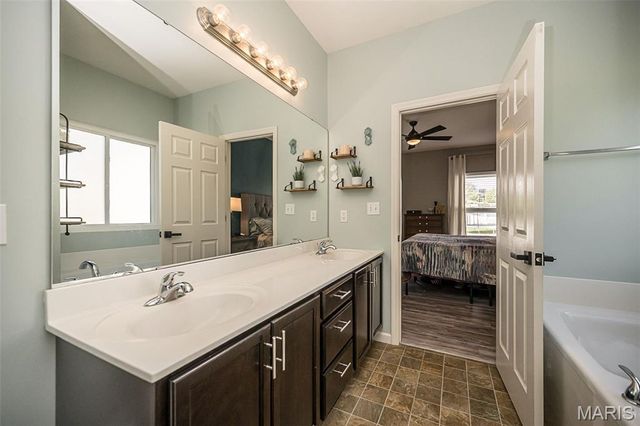 545 Crystal Stream Drive, Wentzville, MO 63385