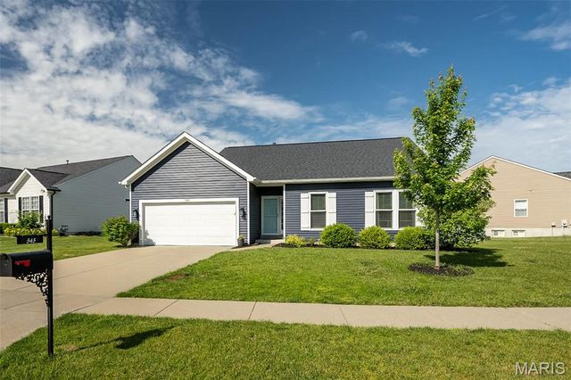 545 Crystal Stream Drive, Wentzville, MO 63385