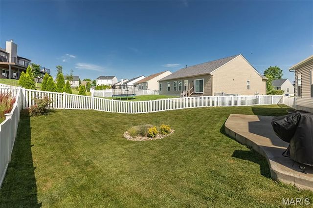 545 Crystal Stream Drive, Wentzville, MO 63385