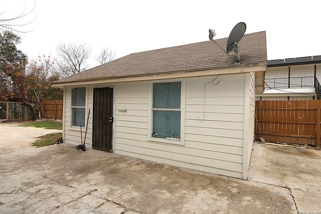 910 Culebra, San Antonio, TX 78201