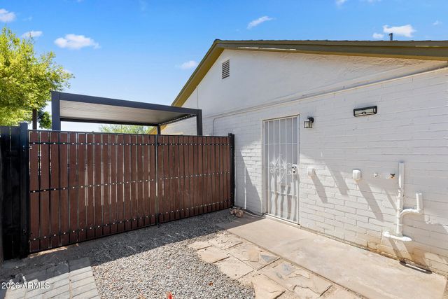 9031 N 2ND Drive, Phoenix, AZ 85021