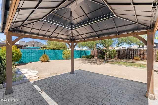9031 N 2ND Drive, Phoenix, AZ 85021