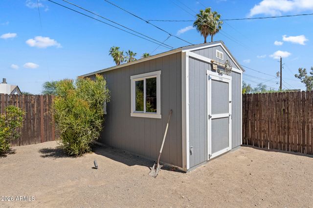 9031 N 2ND Drive, Phoenix, AZ 85021
