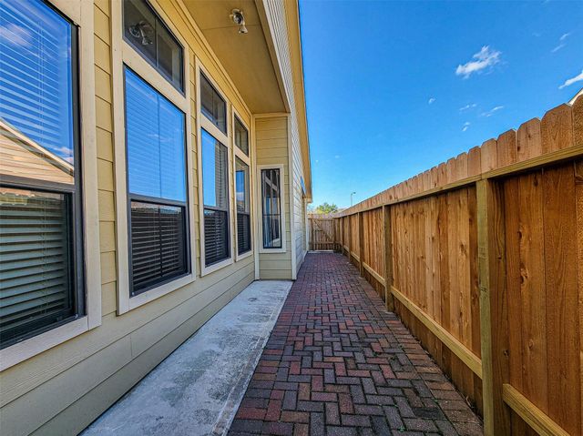 3611 Cedar Flats Lane, Spring, TX 77386