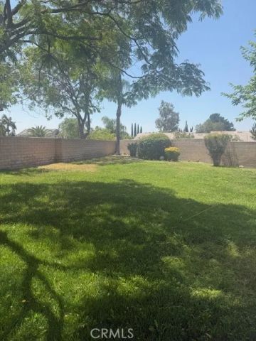 611 N Driftwood, Rialto, CA 92376