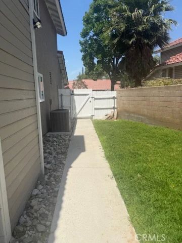 611 N Driftwood, Rialto, CA 92376
