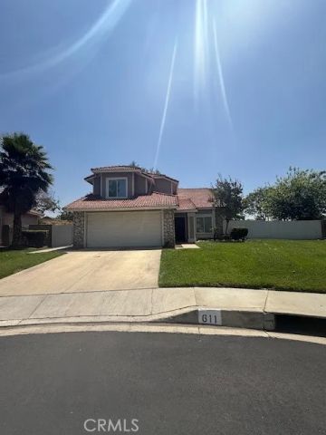 611 N Driftwood, Rialto, CA 92376