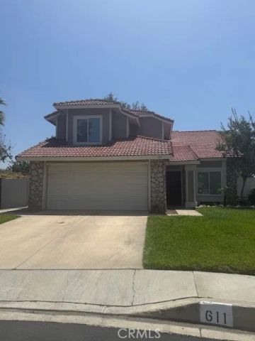 611 N Driftwood, Rialto, CA 92376