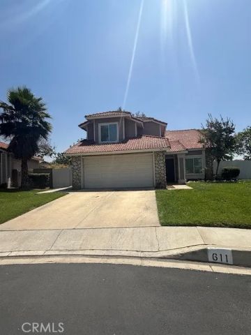 611 N Driftwood, Rialto, CA 92376