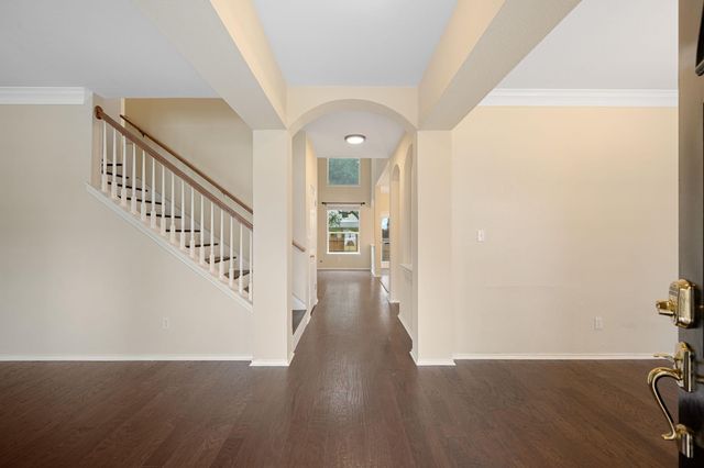 2305 Little Elm TRL, Cedar Park, TX 78613