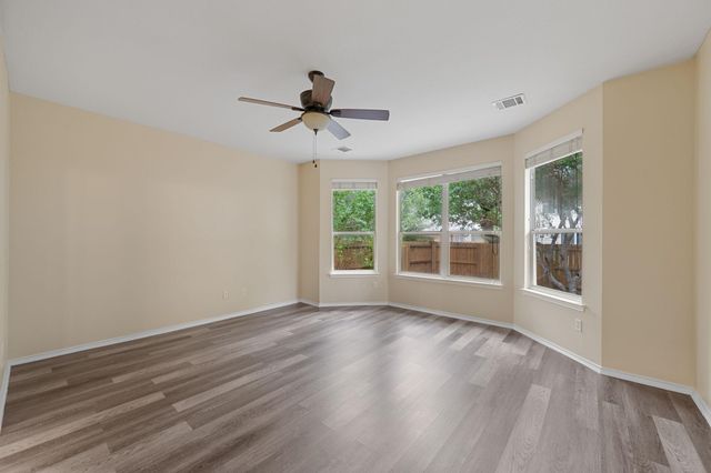 2305 Little Elm TRL, Cedar Park, TX 78613