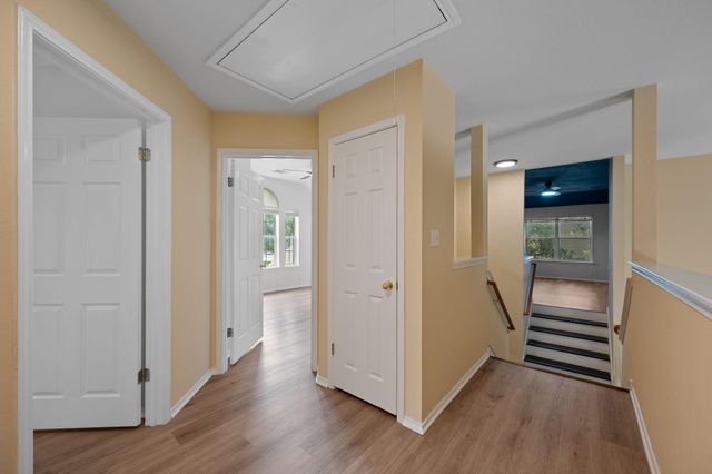 2305 Little Elm TRL, Cedar Park, TX 78613