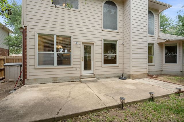 2305 Little Elm TRL, Cedar Park, TX 78613