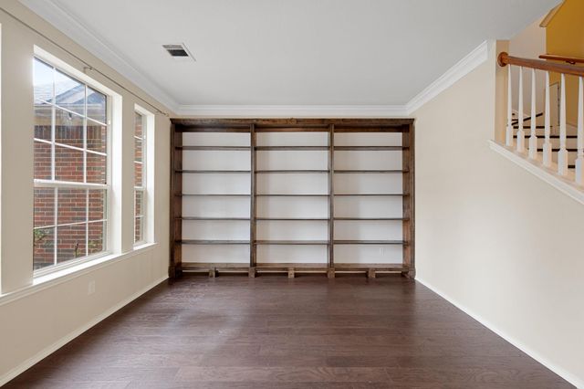 2305 Little Elm TRL, Cedar Park, TX 78613
