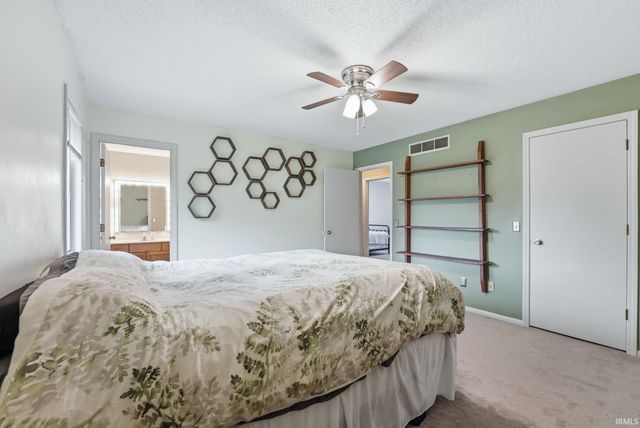 6023 Tomahawk Trail, Fort Wayne, IN 46804