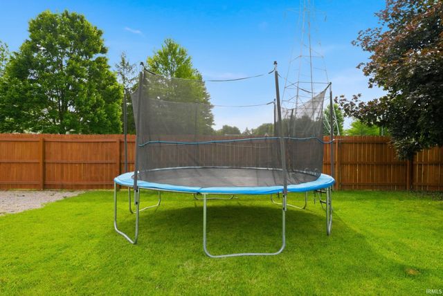 6023 Tomahawk Trail, Fort Wayne, IN 46804