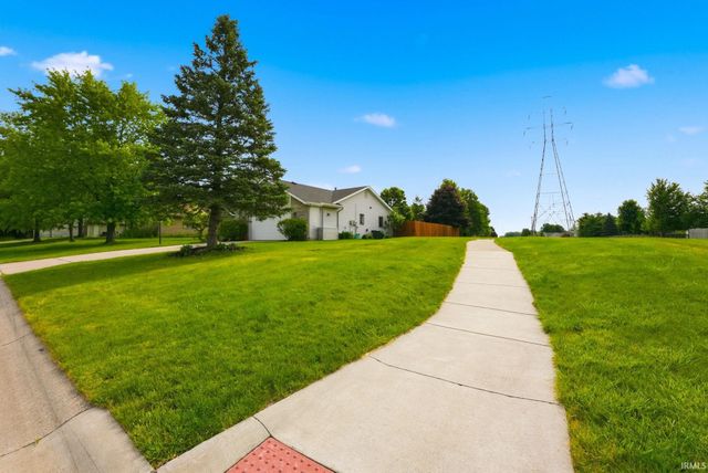 6023 Tomahawk Trail, Fort Wayne, IN 46804