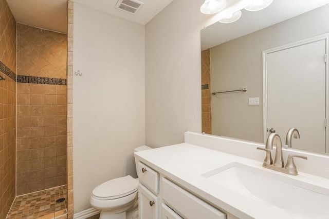 19515 Rocky Bank Drive, Tomball, TX 77375