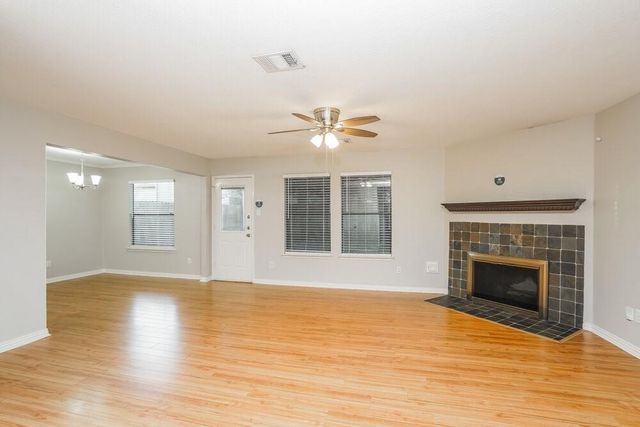 19515 Rocky Bank Drive, Tomball, TX 77375