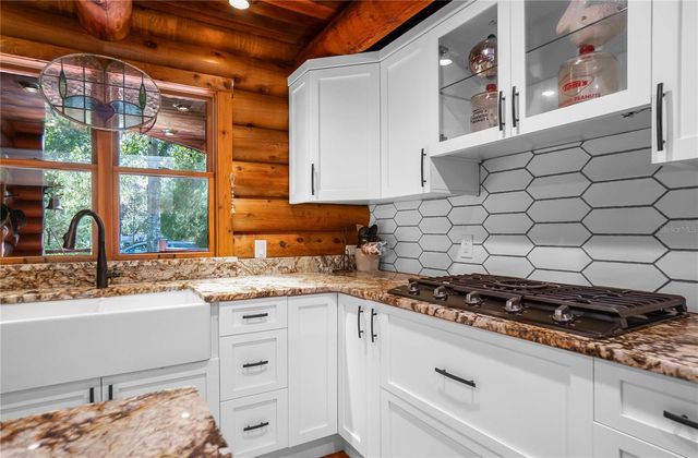 8199 W PINOAK COURT, Homosassa, FL 34448