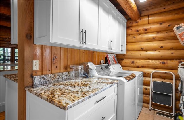 8199 W PINOAK COURT, Homosassa, FL 34448