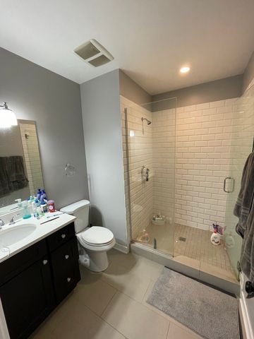 3138 N Seminary Avenue 2A, Chicago, IL 60657