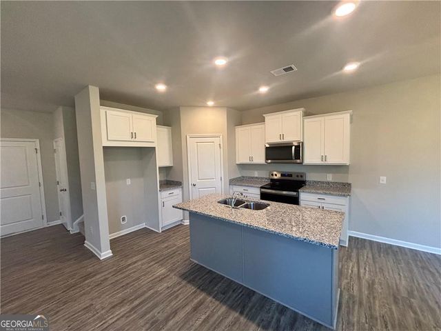 162 Millers Lane, Calhoun, GA 30701