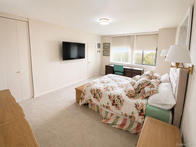 27110 Grand Central Parkway 24B, Floral Park, NY 11005