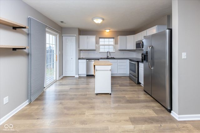 2810 Bluewood Way, Plainfield, IN 46168