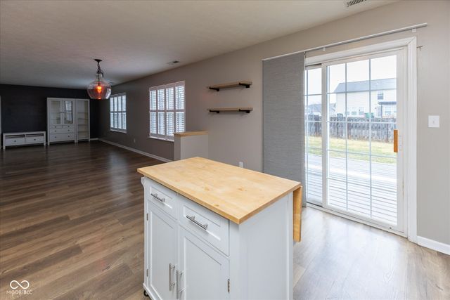 2810 Bluewood Way, Plainfield, IN 46168