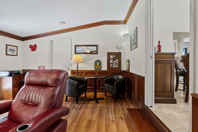 304 Saint George Dr, Crossville, TN 38558