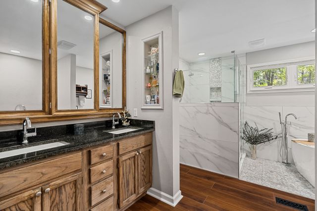 304 Saint George Dr, Crossville, TN 38558