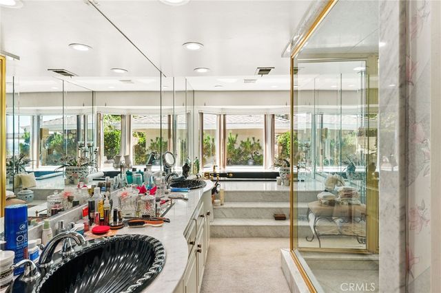 4160 Don Jose Drive, Los Angeles, CA 90008