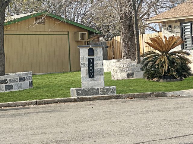 7809 Briargate, San Antonio, TX 78230