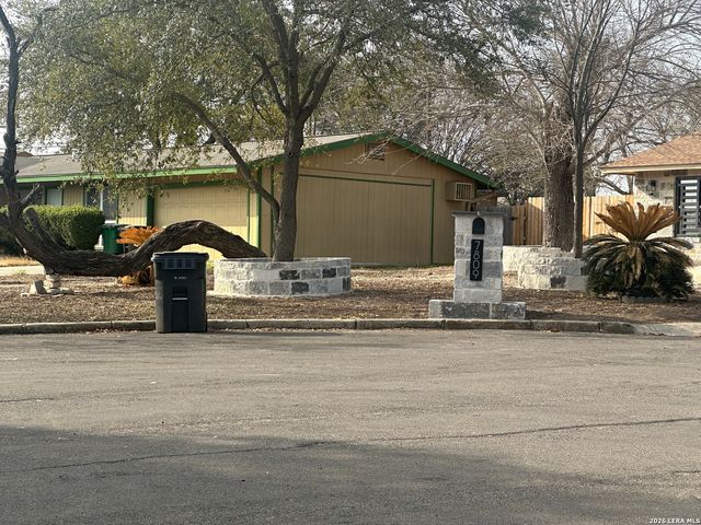 7809 Briargate, San Antonio, TX 78230