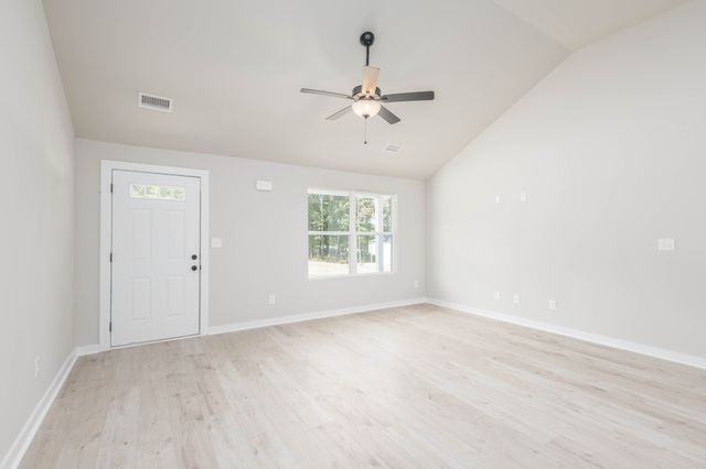106 Cherry Blossom Way, Dickson, TN 37055
