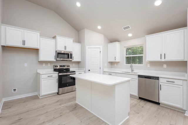 106 Cherry Blossom Way, Dickson, TN 37055