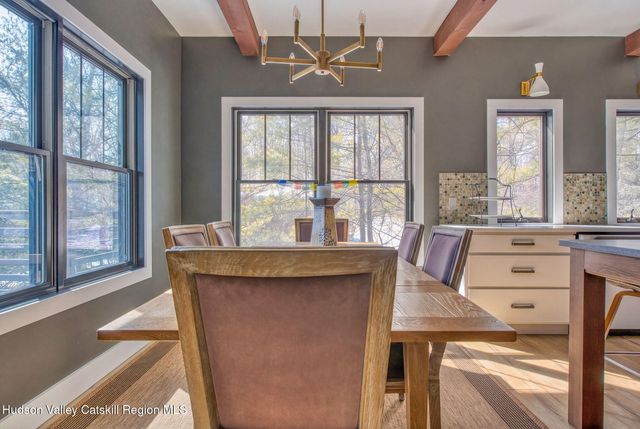 60 Daredevil Drive, Athens, NY 12015