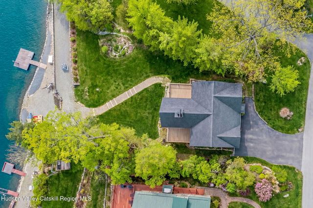 60 Daredevil Drive, Athens, NY 12015