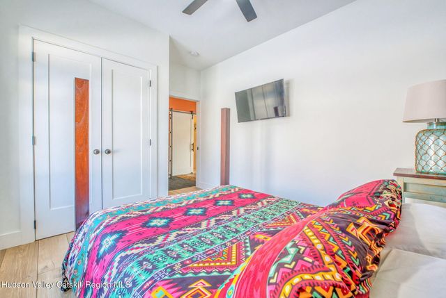 60 Daredevil Drive, Athens, NY 12015